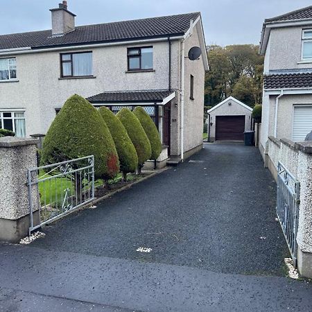 Private Room In Causeway Coast And Glens 巴利卡斯尔 外观 照片